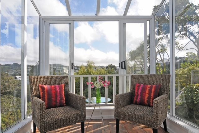 132A Kelburn Parade, Kelburn, Wellington - Carousel 1