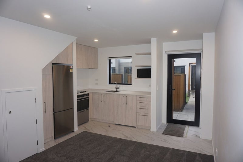 1/180 Marine Parade, New Brighton, Christchurch - Carousel 2