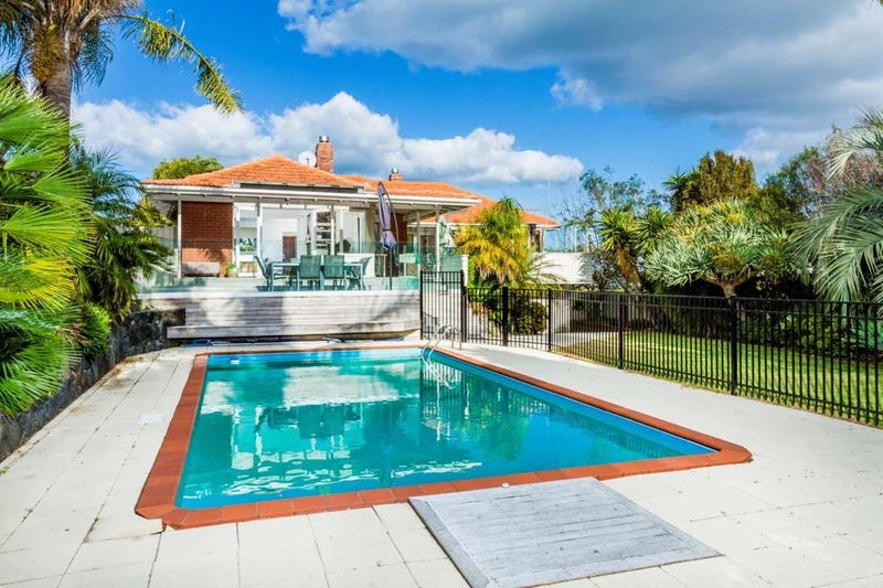 36 Rewi Street, Torbay, Auckland - Carousel 2