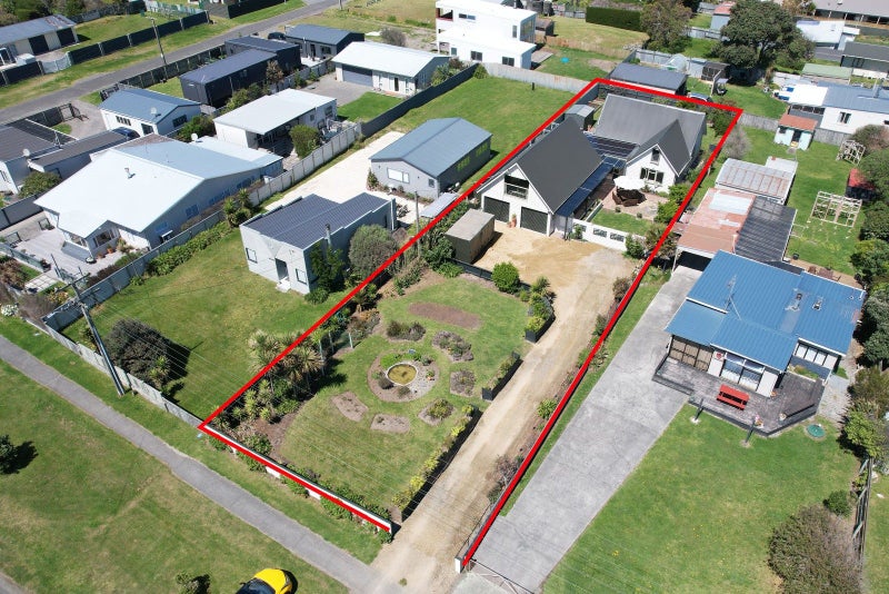 41 Koputara Road, Himatangi Beach, Foxton - Carousel 2