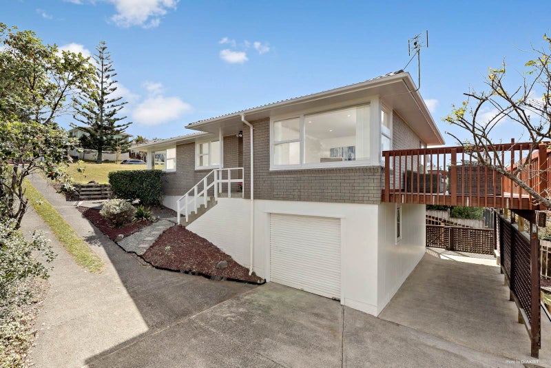 35 Juniper Road, Sunnynook, Auckland - Carousel 1