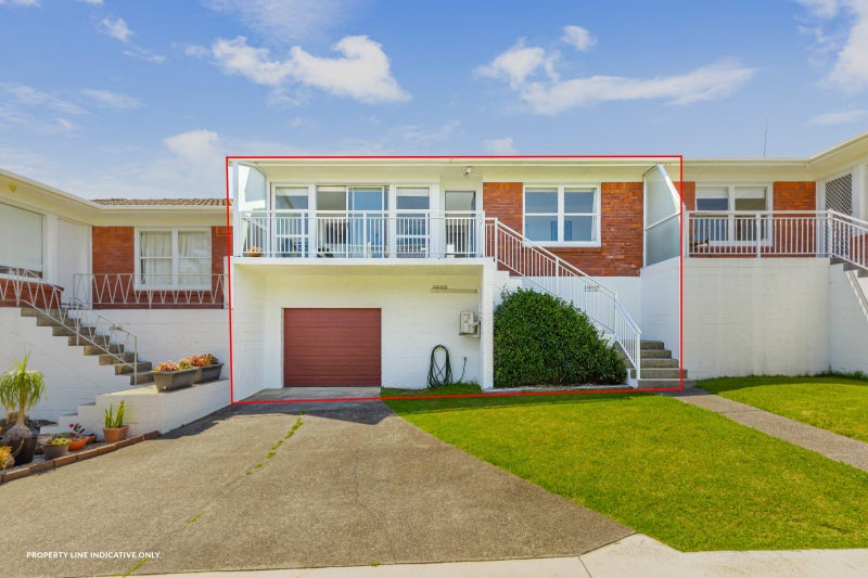2/18 Westwell Road, Belmont, Auckland - Carousel 2