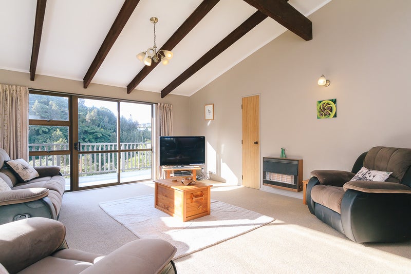 122 Tirohanga Road, Tirohanga, Lower Hutt - Carousel 1