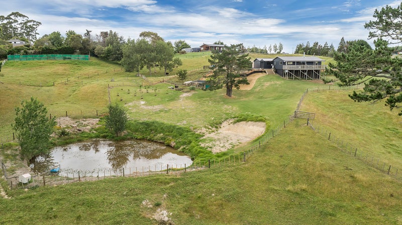 551 Snooks Road, Maungakaramea - Carousel 1