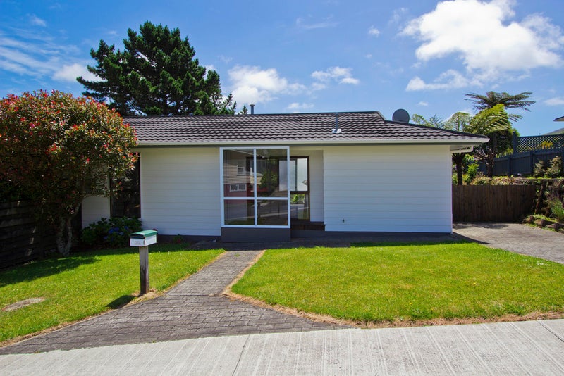 2/36 Timaru Grove, Kelson, Lower Hutt - Carousel 21
