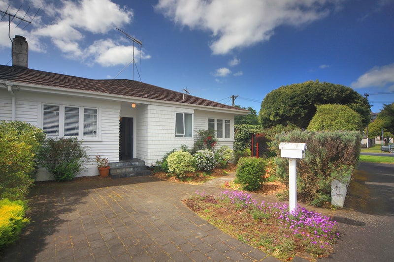 3/39 Patteson Avenue, Mission Bay, Auckland - Carousel 12