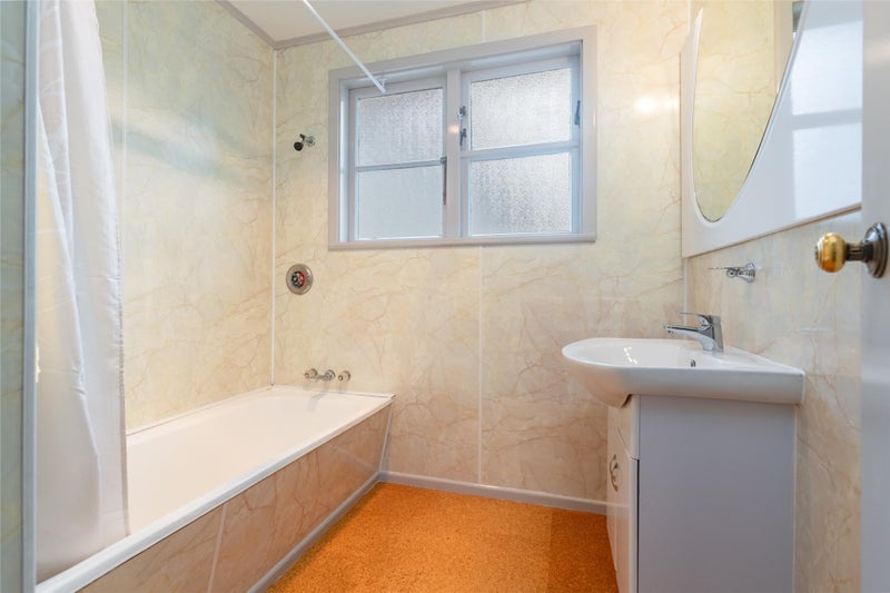 28 Dyer Street, Epuni, Lower Hutt - Carousel 17