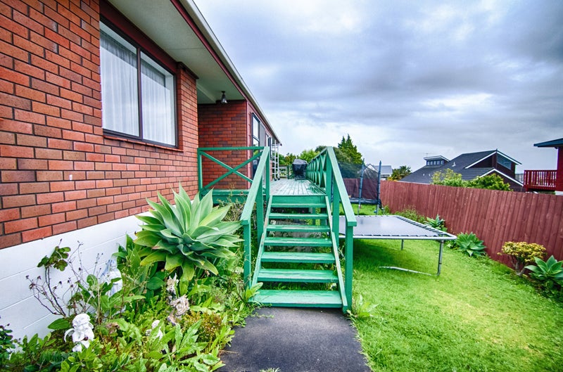 14 Sophora Place, Totara Heights, Auckland - Carousel 15