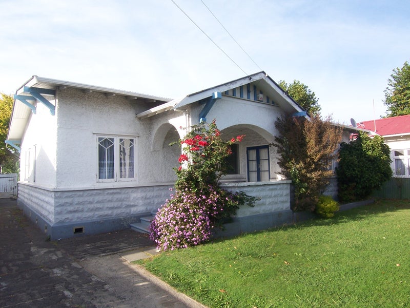 46 Jones Street, Whanganui East, Whanganui - Carousel 1