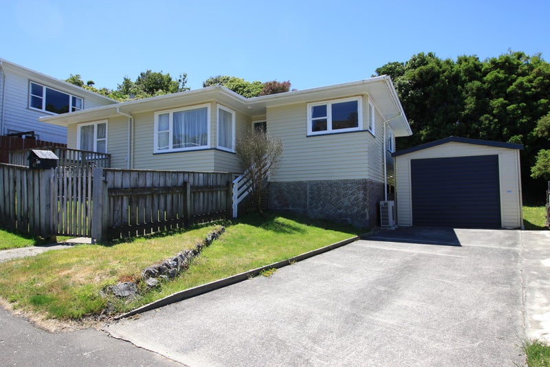 42 Batchelor Street, Newlands, Wellington - Carousel 20