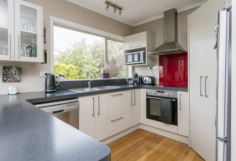 146 Shetland Street, Wakari, Dunedin - Carousel 2