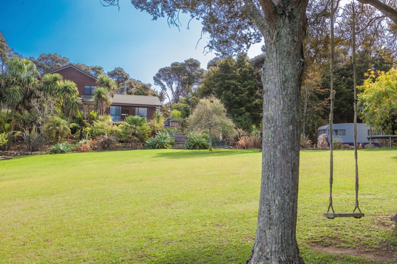 22 Sea View Road, Ostend, Waiheke Island - Carousel 22