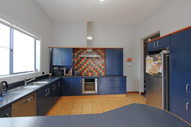 127 Nelson Crescent, Napier South, Napier - Carousel 2