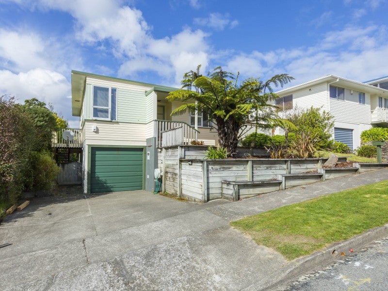 17 Panorama Grove, Harbour View, Lower Hutt - Carousel 20