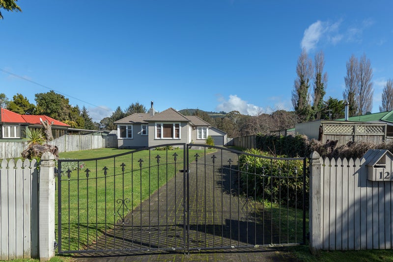 122 Koutu Road, Kawaha Point, Rotorua - Carousel 1