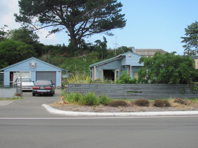 567 Waitarere Beach Road, Waitarere Beach, Levin - Carousel 2