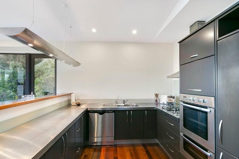 19A Bank Rd, Northland, Wellington - Carousel 2