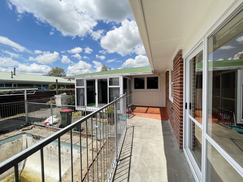 8 Ashbury Avenue, Silverdale, Hamilton - Carousel 19