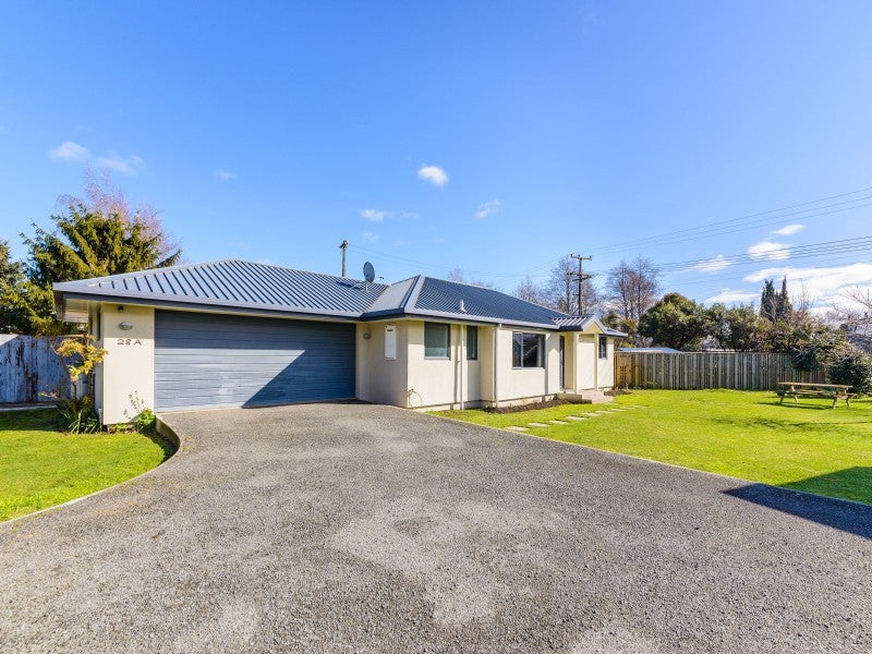 28A Brydon Street, Springlands, Renwick - Carousel 1