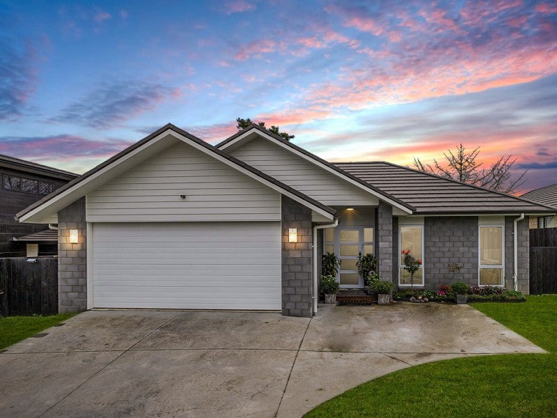 37 Longbow Terrace, Flagstaff, Hamilton - Carousel 2