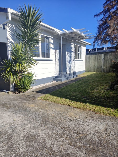 1/19 York Street, Glenholme, Rotorua - Carousel 1