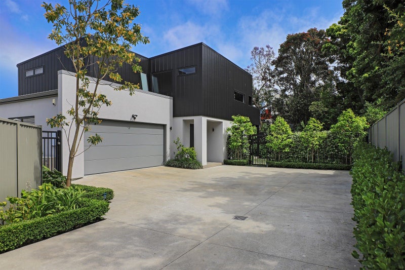 7A Meeanee Quay, Westshore, Napier - Carousel 1