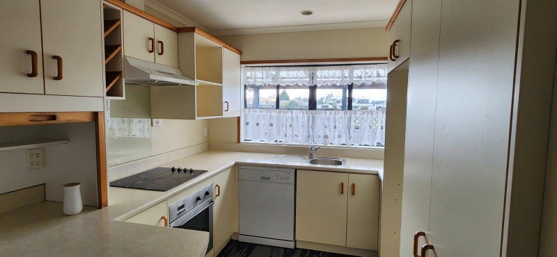 11D Gibson Street, Fenton Park, Rotorua - Carousel 2