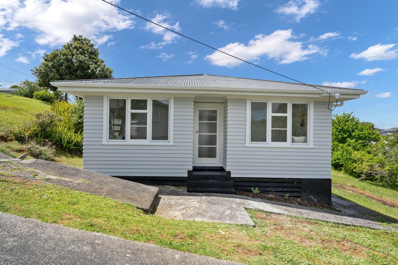 16 Mcmillan Avenue, Kamo, Whangarei - Carousel 1