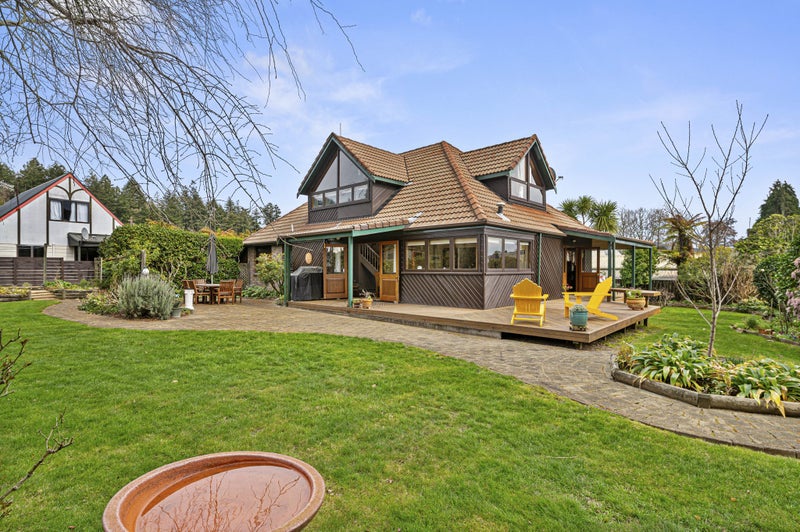 17 Moana Terrace, Lynmore, Rotorua - Carousel 1