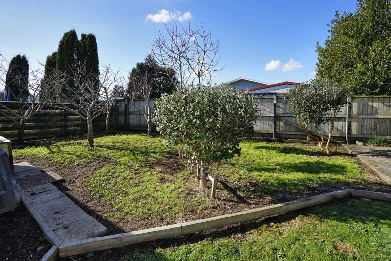 17 Margaret Place, Deanwell, Hamilton - Carousel 16