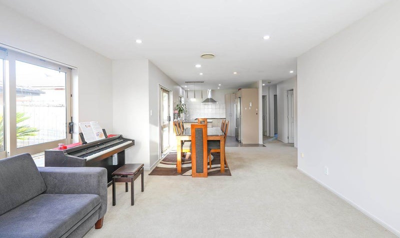 26 McKittrick Avenue, Flat Bush, Auckland - Carousel 2