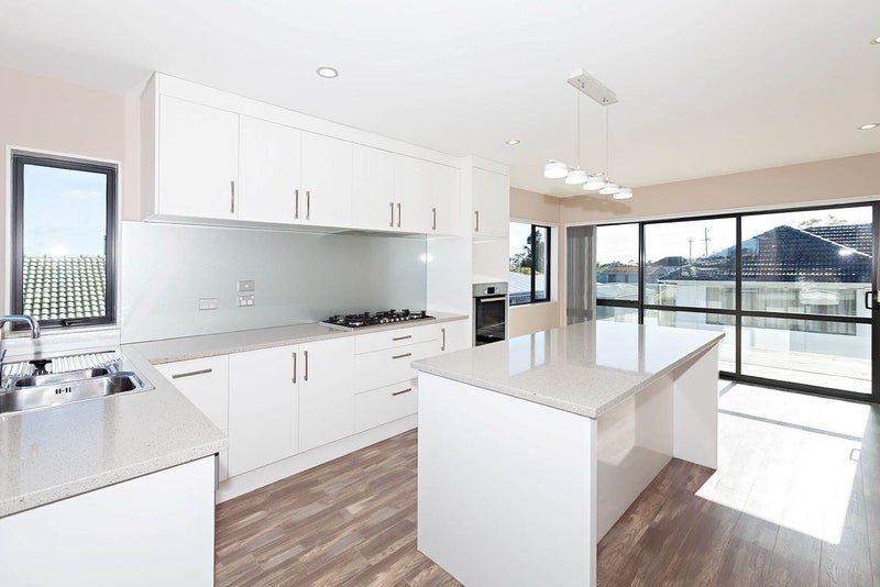 10A Stanton Terrace, Lynfield, Auckland - Carousel 2