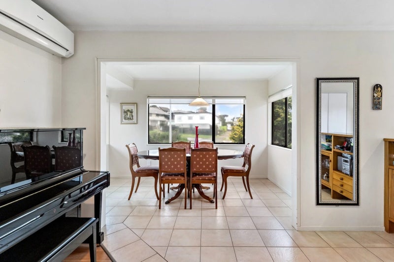 2/115 BUCKLANDS BEACH ROAD, Bucklands Beach, Auckland - Carousel 1