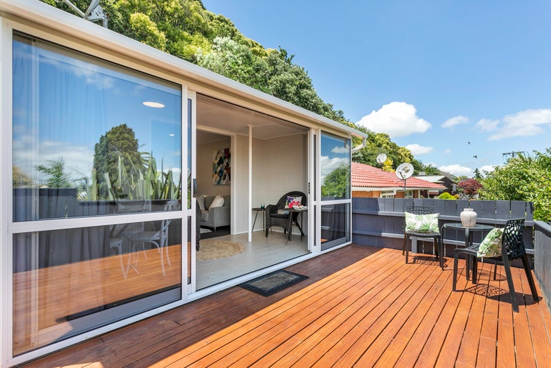 3/0 Queensway, Three Kings, Auckland - Carousel 2