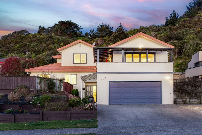 125 Eskdale Road, Papakowhai, Porirua - Carousel 1