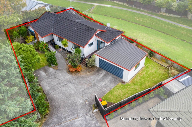 10 Gillett Place, Botany Downs, Auckland - Carousel 2