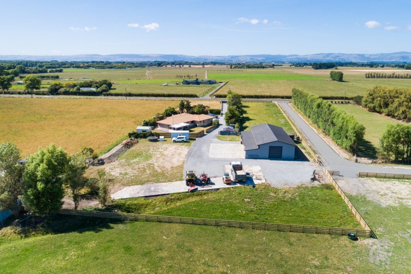 28 Aranui Road, Palmerston North - Carousel 42