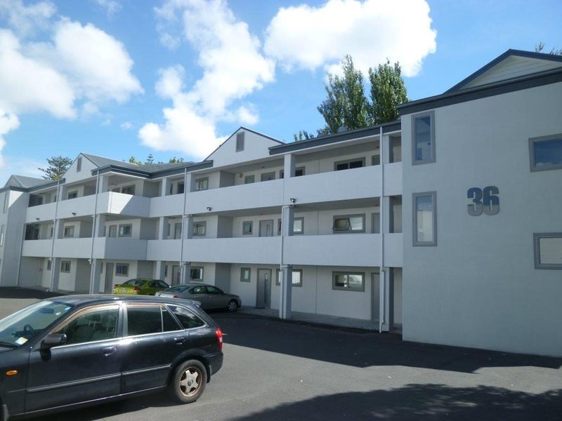 36Q Eric Paton Way, Saint Johns, Auckland - Carousel 1