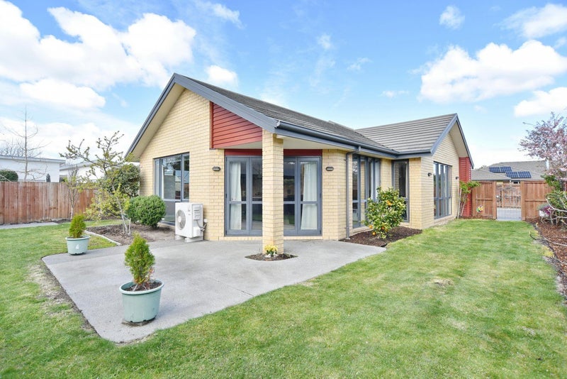 27 Coolspring Way, Redwood, Christchurch - Carousel 2