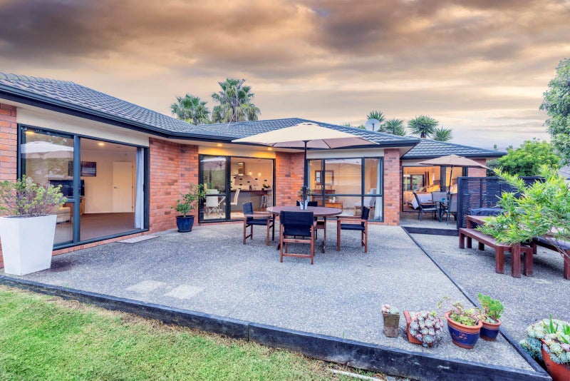 68 Wairere Road, The Gardens, Auckland - Carousel 2