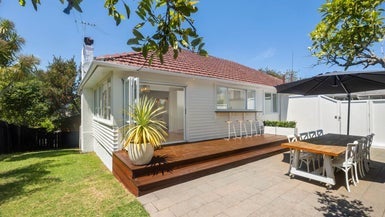 42 Wingate Street, Avondale, Auckland - Carousel 1