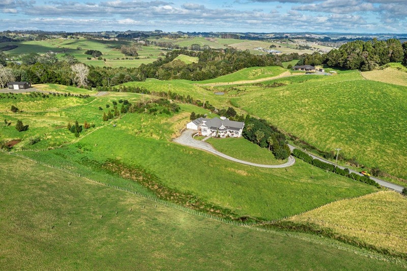 144 Pebble Brook Road, Silverdale - Carousel 26