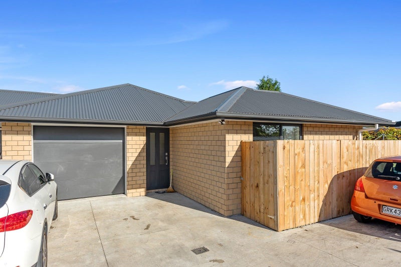 25B Rawlings Street, Bader, Hamilton - Carousel 13