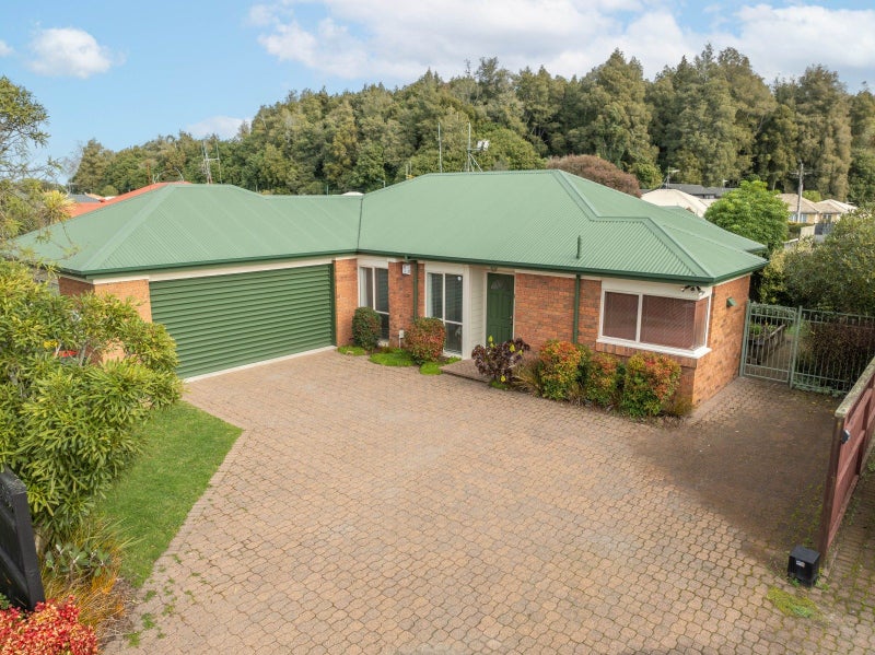 9B Short Street, Claudelands, Hamilton - Carousel 1