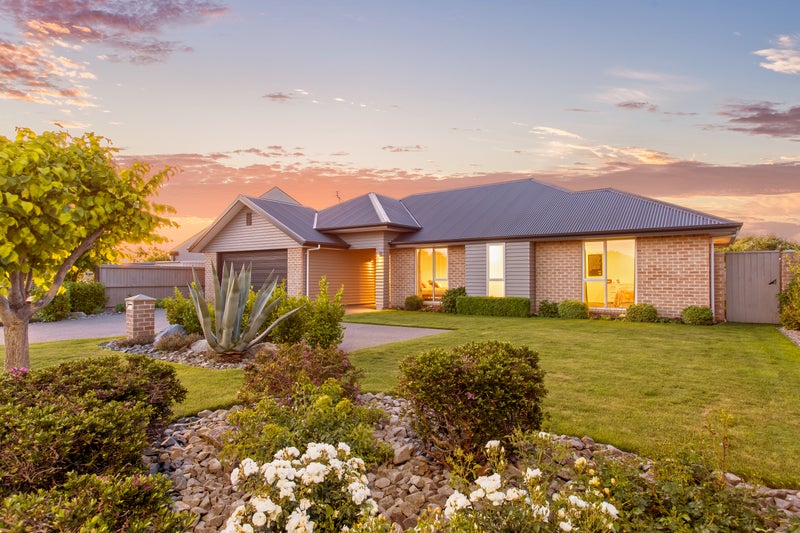 7 Broken Run, Wigram, Christchurch - Carousel 1