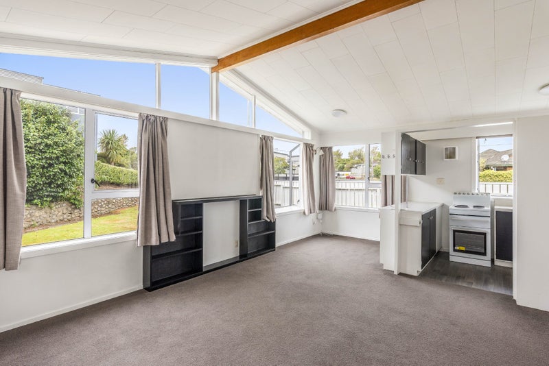 75A Ocean Road, Paraparaumu Beach, Paraparaumu - Carousel 2