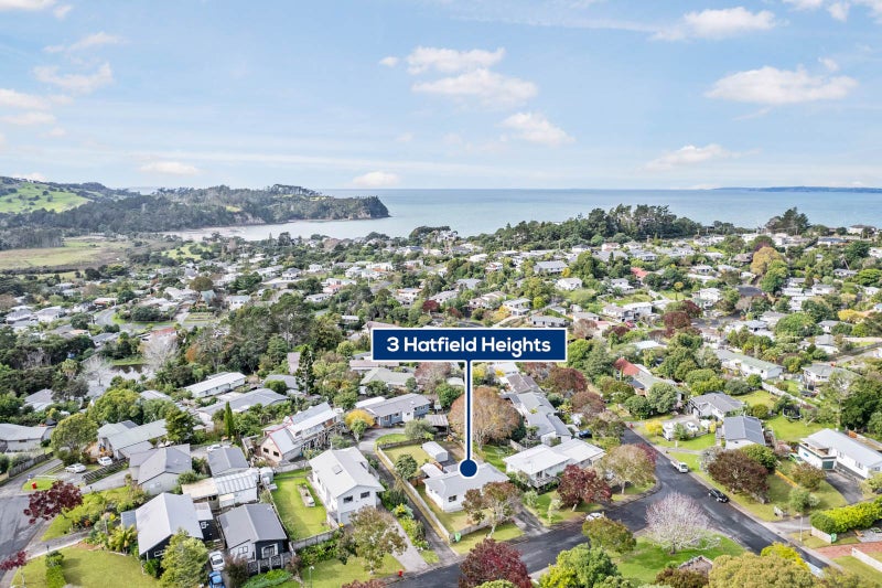 3 Hatfield Heights, Hatfields Beach, Orewa - Carousel 1