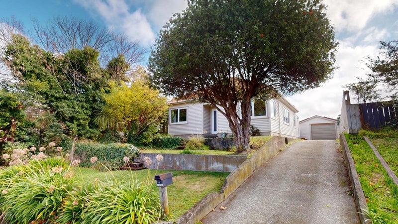 11 Koromiko Avenue, Roslyn, Palmerston North - Carousel 2