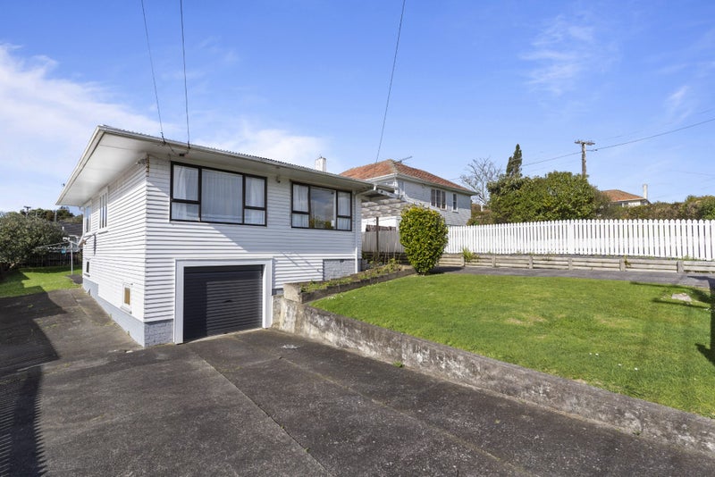 15 Roseville Street, New Windsor, Auckland - Carousel 16
