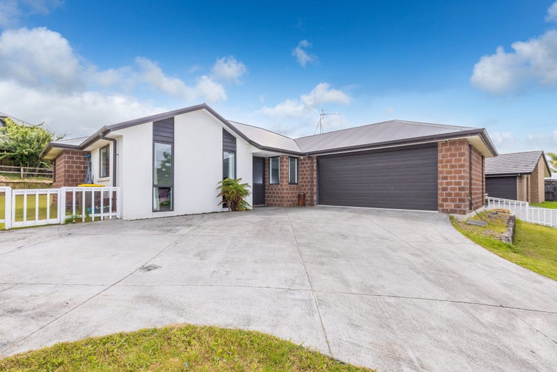 110 Cumberland Drive, Flagstaff, Hamilton - Carousel 1